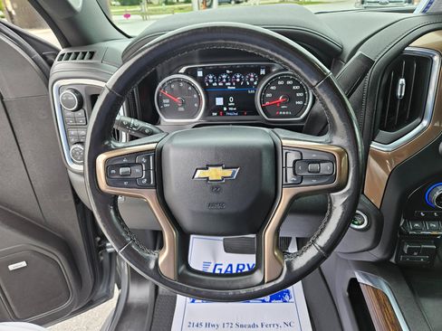 Used 2021 Chevrolet Silverado 1500 High Country w/ Technology Package image 24