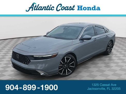 Certified 2025 Honda Accord Touring image 1