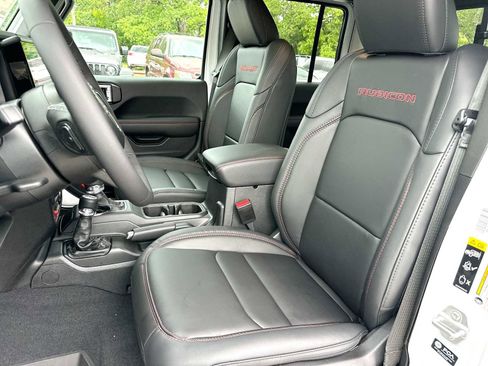 New 2026 Jeep Gladiator Rubicon image 17