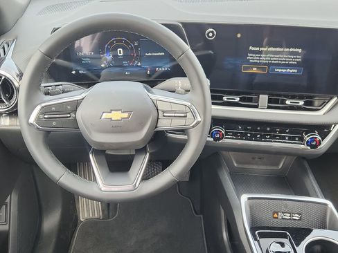 New 2026 Chevrolet Equinox LT w/ Convenience Package II image 28