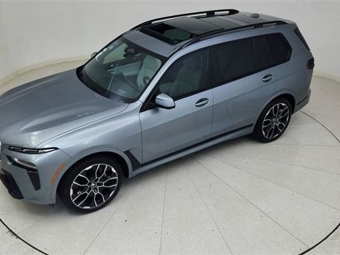Used 2023 BMW X7 xDrive40i w/ M Sport Package image 86