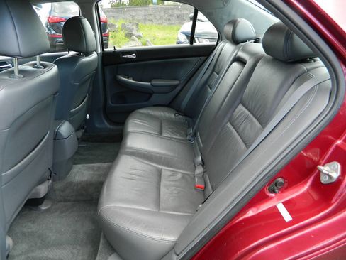 Used 2004 Honda Accord EX image 14