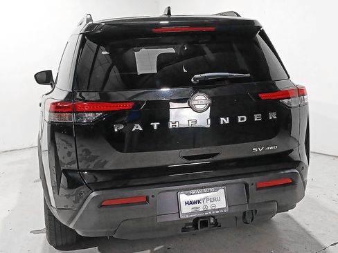 Used 2024 Nissan Pathfinder SV w/ SV Premium Package AWD/4WD image 5