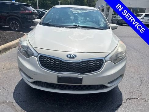 Used 2015 Kia Forte LX w/ Protection Package FWD image 2