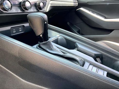 Used 2023 Honda Accord EX image 15