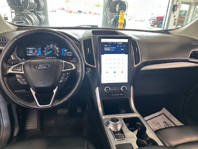 Used 2023 Ford Edge SEL AWD/4WD image 15