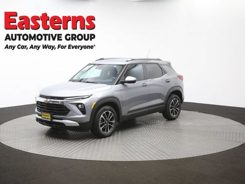 Used 2024 Chevrolet TrailBlazer LT FWD image 54