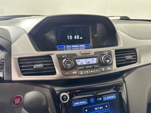 Used 2014 Honda Odyssey EX-L image 17