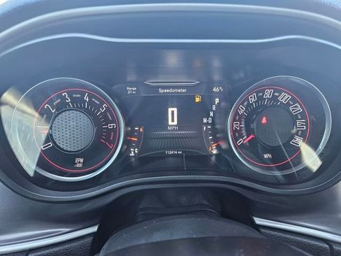 Used 2021 Dodge Challenger SXT w/ Driver Convenience Group image 15
