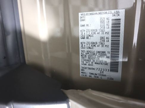 Used 2024 Nissan Rogue SV w/ SV Premium Package image 27