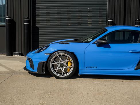Certified 2023 Porsche 718 Cayman GT4 RS image 11