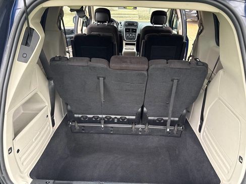 Used 2014 Dodge Grand Caravan SXT w/ Security Group FWD image 16