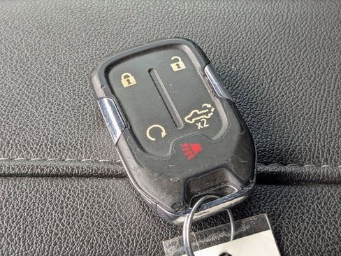 Used 2022 GMC Sierra 1500 SLT w/ SLT Premium Package image 9