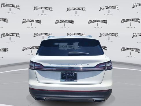 Used 2023 Lincoln Nautilus Reserve FWD image 4