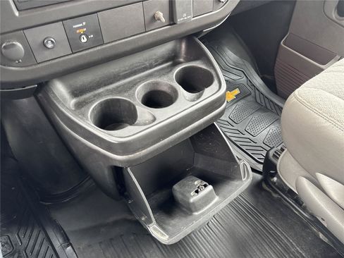 Used 2019 Chevrolet Express 3500 w/ Driver Convenience Package RWD image 19