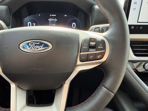 New 2026 Ford Explorer Active RWD image 24