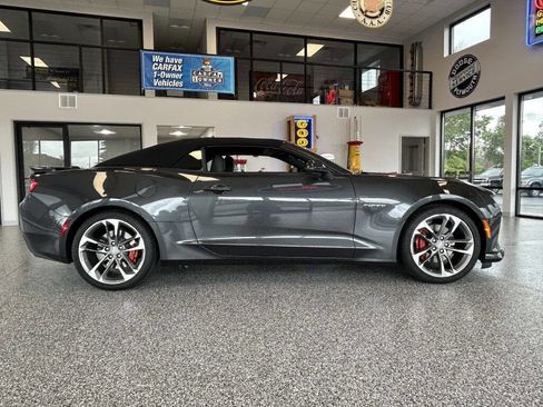 Used 2017 Chevrolet Camaro SS w/ 50th Anniversary Edition RWD image 8