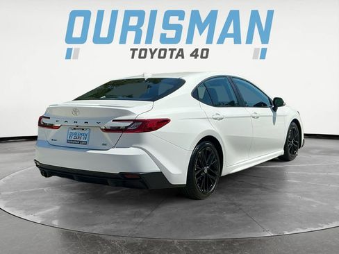Certified 2025 Toyota Camry SE FWD image 8