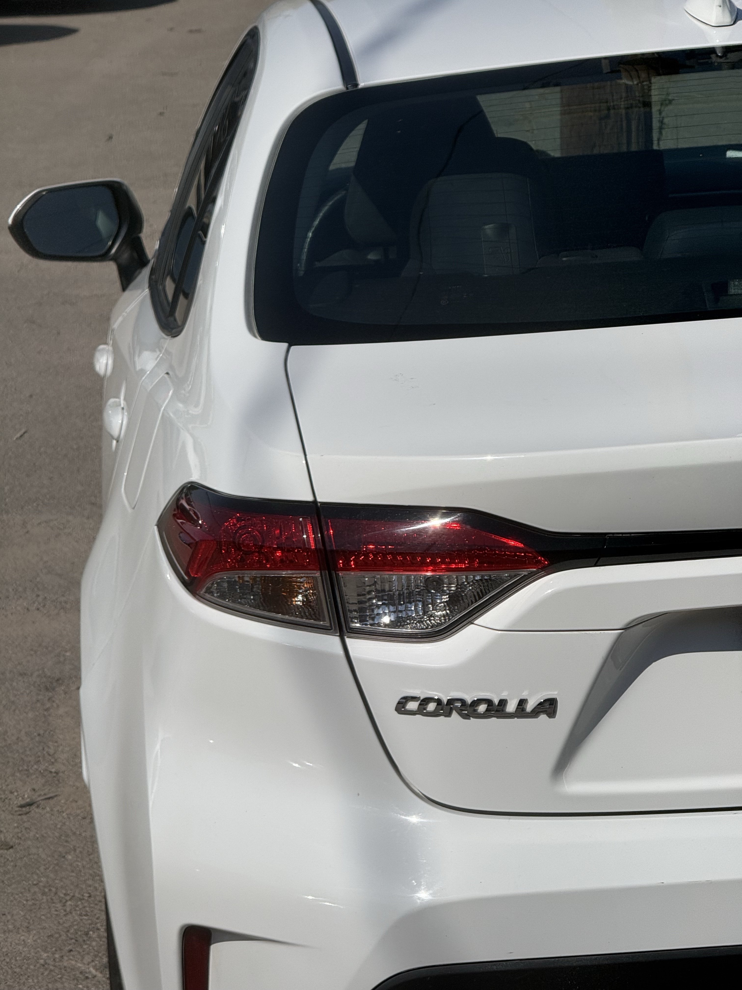 Used 2022 Toyota Corolla LE FWD image 20