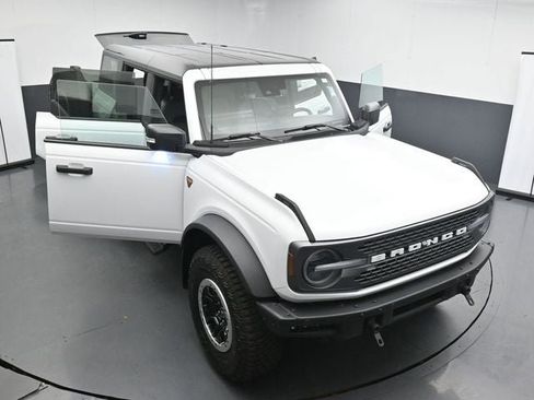 Used 2024 Ford Bronco Badlands AWD/4WD image 35