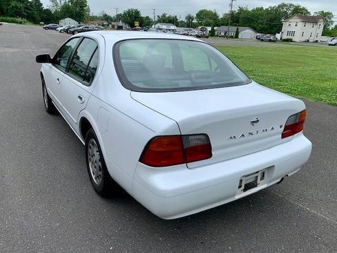 Used 1996 Nissan Maxima GLE FWD image 8
