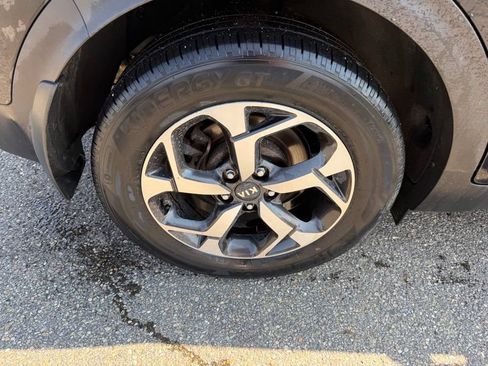 Used 2021 Kia Sportage LX AWD/4WD image 17