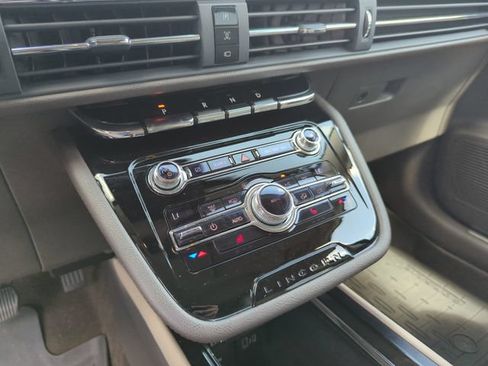 Used 2020 Lincoln Corsair FWD image 39