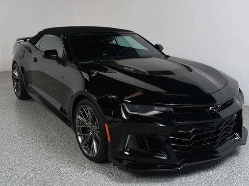 Used 2023 Chevrolet Camaro ZL1 RWD image 9