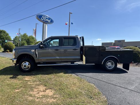 New 2026 Ford F350 XL w/ XL Chrome Package AWD/4WD image 8