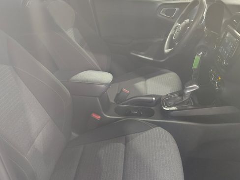 Used 2021 Kia Soul S FWD image 24