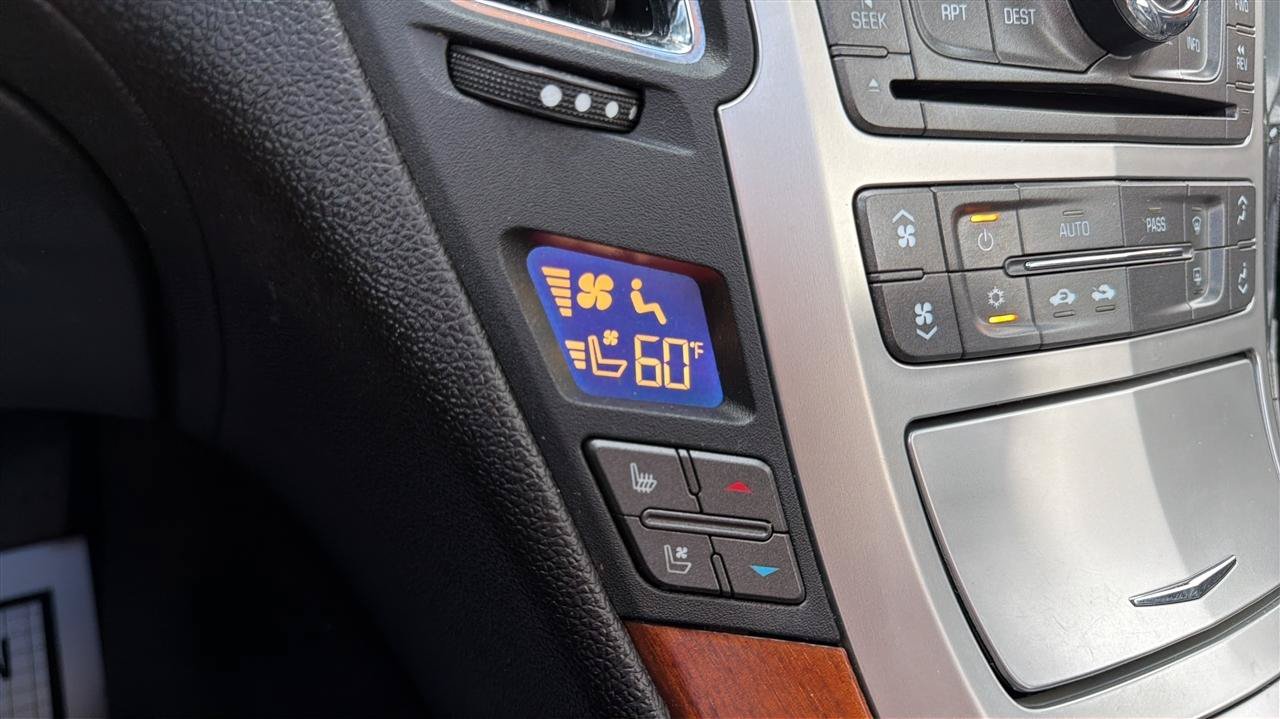 Used 2010 Cadillac CTS Premium AWD/4WD image 27