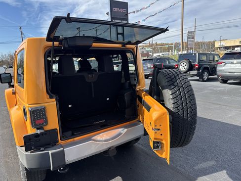 Used 2013 Jeep Wrangler Sahara image 5