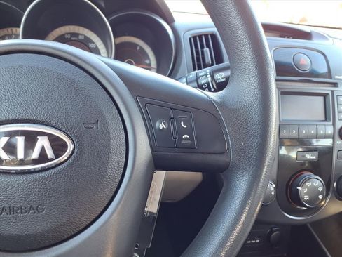 Used 2011 Kia Forte LX image 41