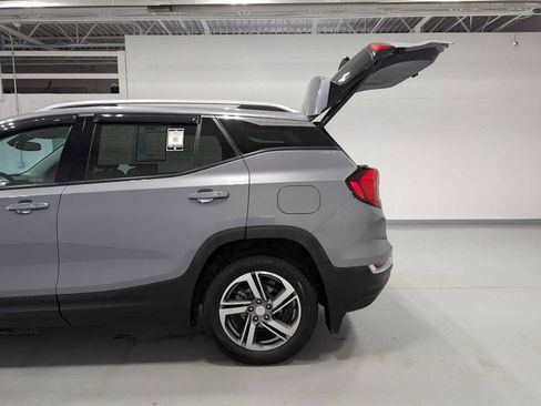 Used 2021 GMC Terrain SLT w/ Infotainment Package II AWD/4WD image 11