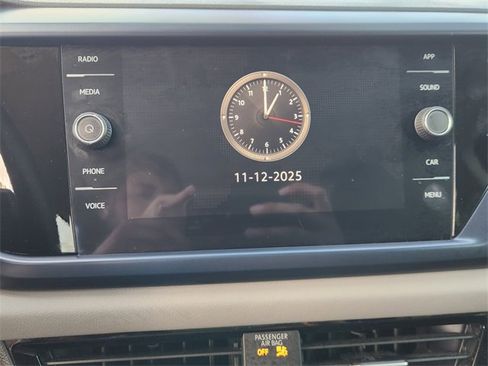 Used 2023 Volkswagen Taos SE image 16