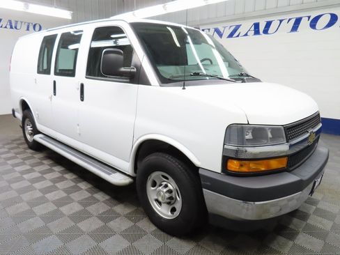 Used 2021 Chevrolet Express 2500 Work Van w/ Driver Convenience Package image 3
