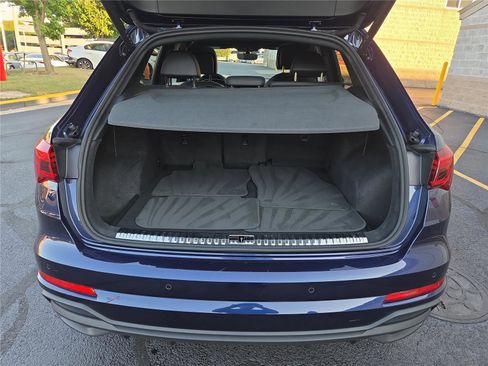 Used 2025 Audi Q3 2.0T Premium image 25