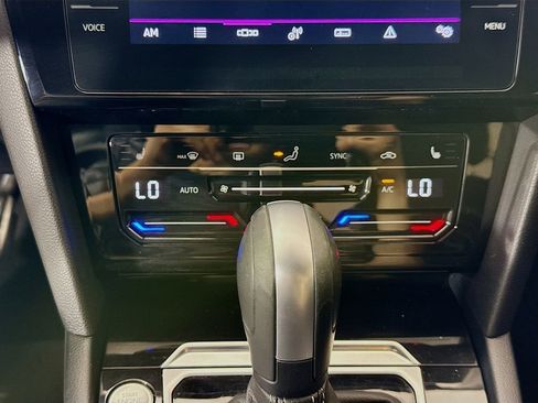 Used 2022 Volkswagen Arteon SEL w/ Black Wheel Package image 17