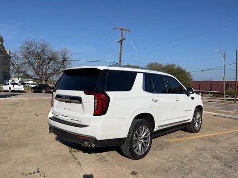 Used 2022 GMC Yukon Denali w/ Denali Premium Package RWD image 6