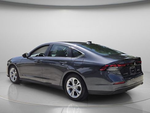 Used 2025 Honda Accord LX image 8