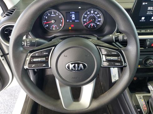 Used 2020 Kia Forte LXS FWD image 22