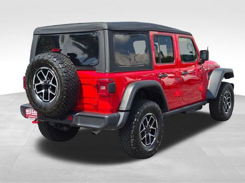 Used 2026 Jeep Wrangler Unlimited Rubicon AWD/4WD image 7