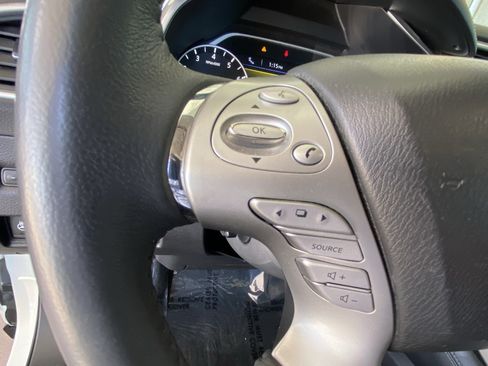 Used 2017 Nissan Murano Platinum w/ Platinum Technology Package AWD/4WD image 6