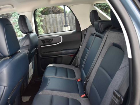 Used 2021 Ford Bronco Sport Outer Banks AWD/4WD image 17