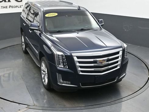 Used 2020 Cadillac Escalade Luxury AWD/4WD image 48