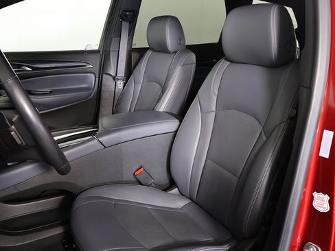 Used 2024 Buick Enclave Premium image 30