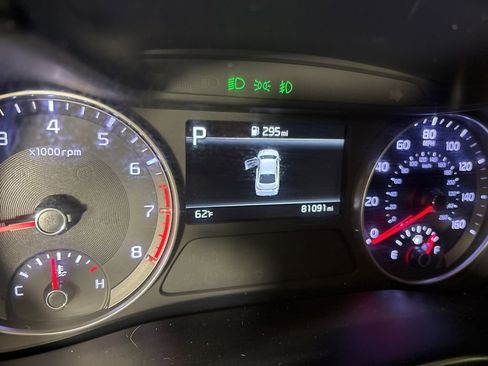 Used 2022 Kia Forte GT w/ GT Technology Package image 23