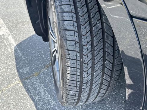 Used 2023 BMW X7 xDrive40i w/ M Sport Package image 35