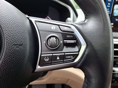 Certified 2025 Acura MDX w/ Technology Package AWD/4WD image 24