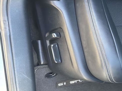 Used 2022 Lexus IS 300 w/ Premium Package image 31